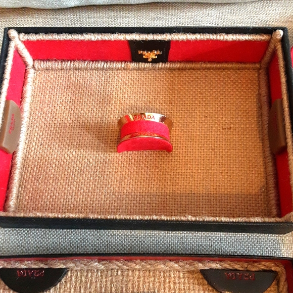 Prada crossbody  strap- replacement,detachable and adjustable Firm price ‼️ - Picture 15 of 16